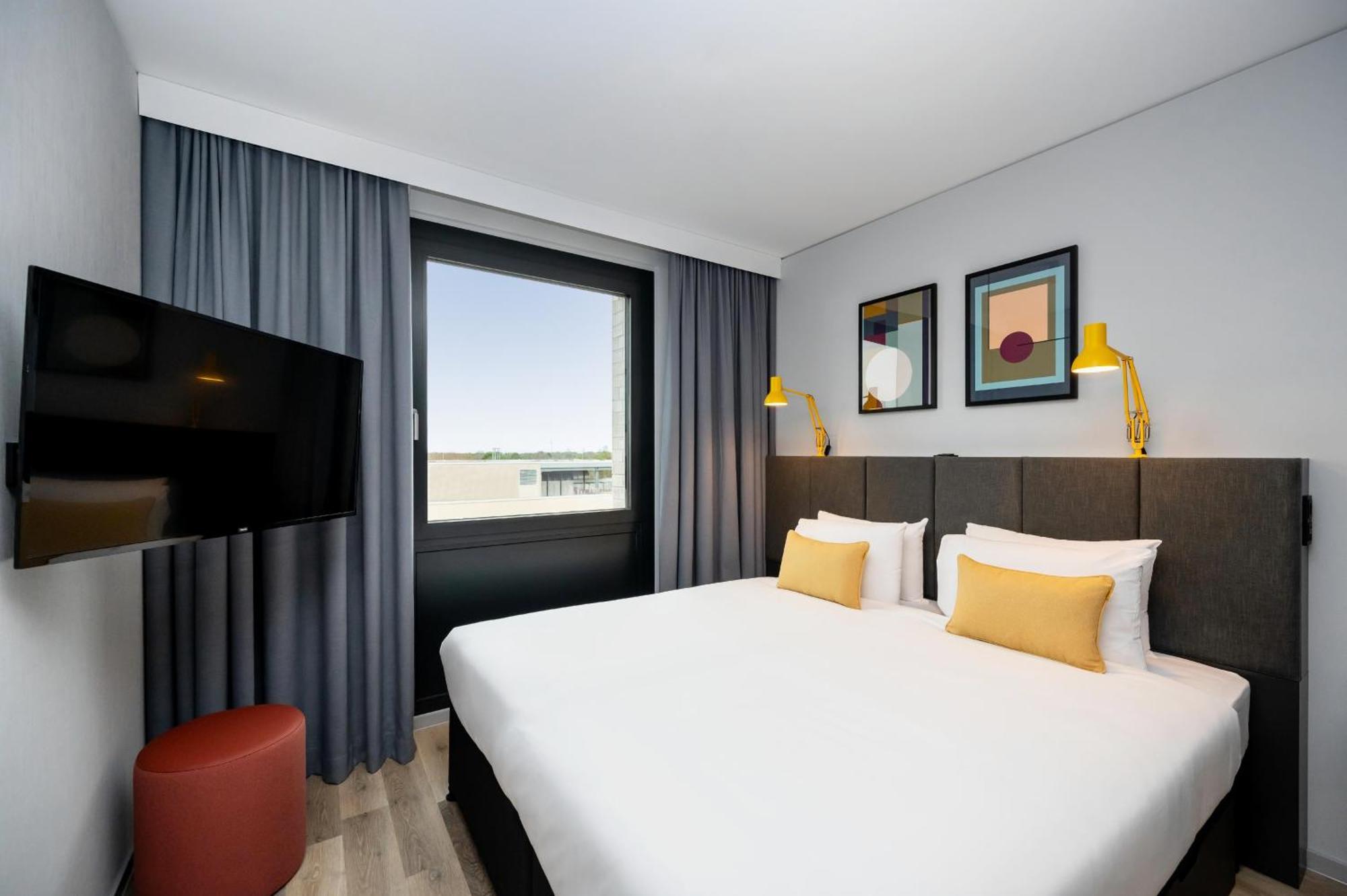 Staycity Frankfurt Airport 4*